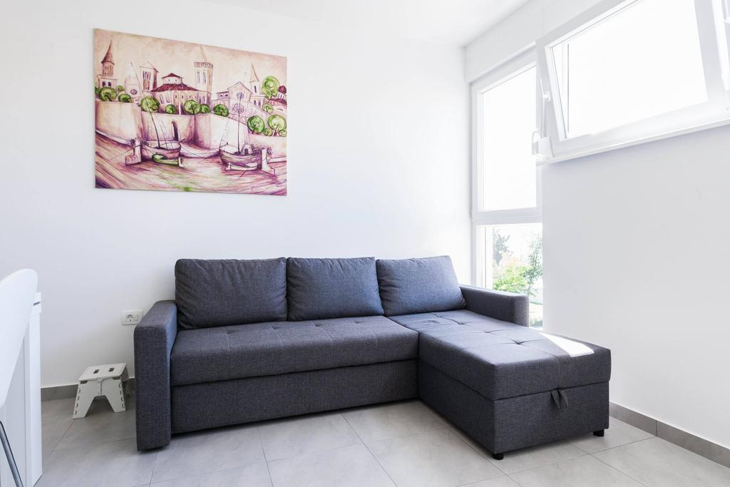 Stylish Centre Apartments زادار الغرفة الصورة